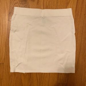 Basic MEDIUM white tube skirt mini slit forever 21